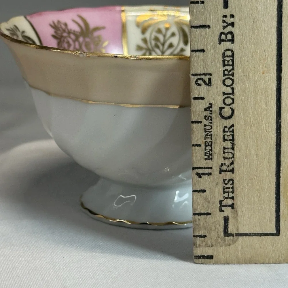Wide Purple Violets Teacup Saucer Pink Cottagecore Mori Machi Japan Fluted Swirl